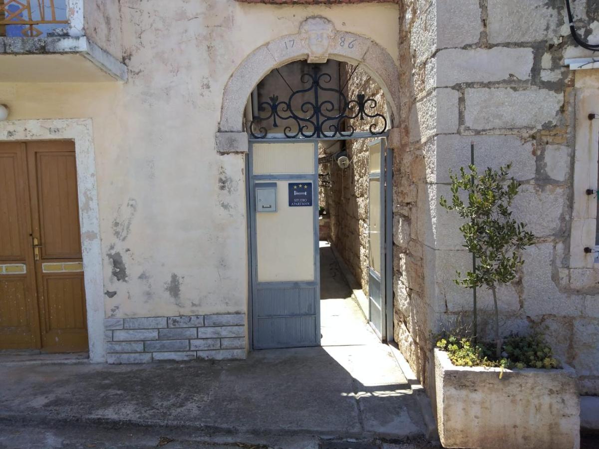 טיסנו M&K Studio Apartment מראה חיצוני תמונה